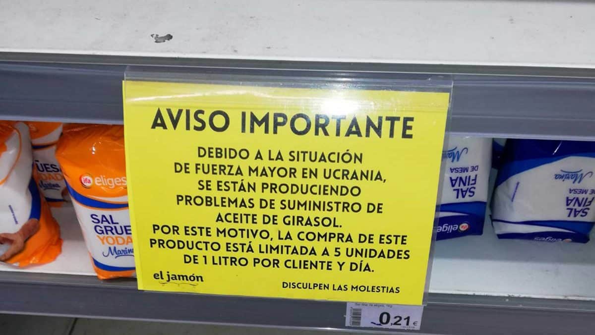 Cartel colocado en un establecimiento de El Jamón.