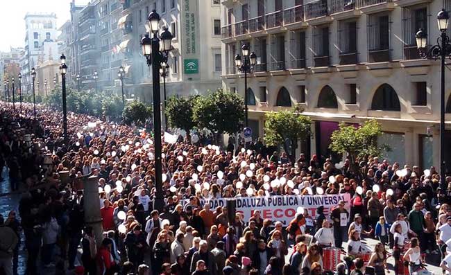 Manifestación de Marea Blanca