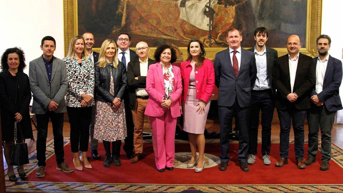 Acto de creación de la Cátedra Tecnología para las personas, de la Universidad de Granada y Fujitsu