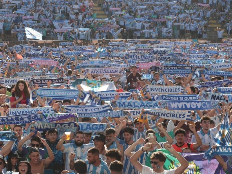 Afición del Málaga CF. - JUNTA DE ANDALUCÍA