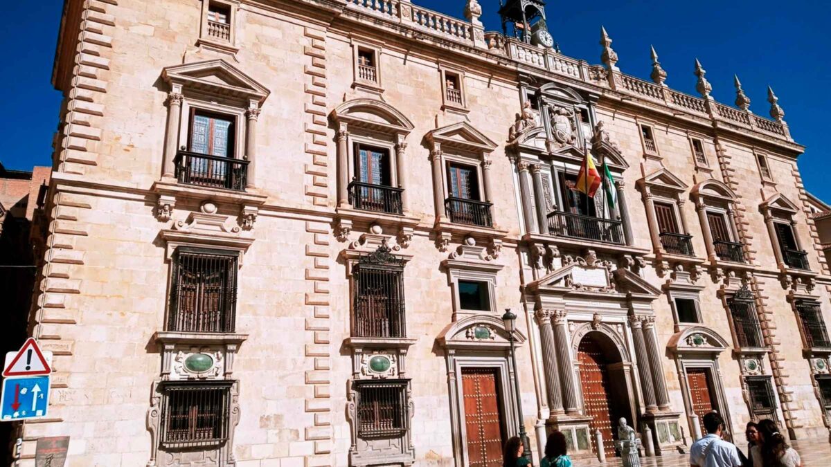 Edificio del Tribunal de Justicia de Andalucía en Granada / EA