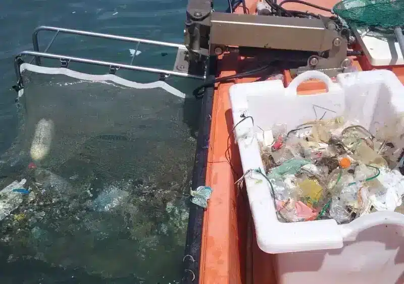 Archivo - Residuos recogidos por barcos en las aguas de la costa del sol occidental e una imagen de archivo - EUROPA PRESS/MANCOMUNIDAD OCCIDENTAL - Archivo