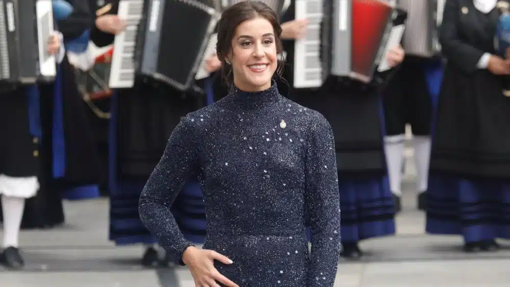 La deportista olímpica Carolina Marín, premio Princesa de Asturias de los Deportes 2024, a su llegada al Teatro Campoamor para asistir a la ceremonia de entrega de los 'Premios Princesa de Asturias 2024', a 25 de octubre de 2024, en Oviedo. - JORGE PETEIRO - EUROPA PRESS