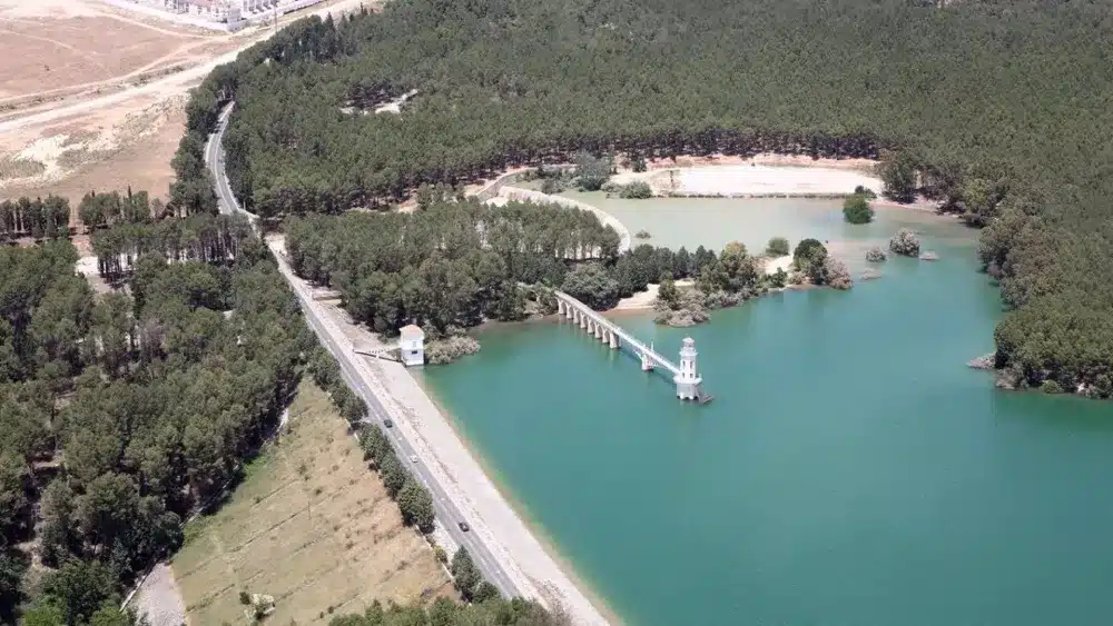 Archivo - Embalse del Cubillas (Granada), en una imagen de archivo. - EUROPA PRESS/CHG - Archivo